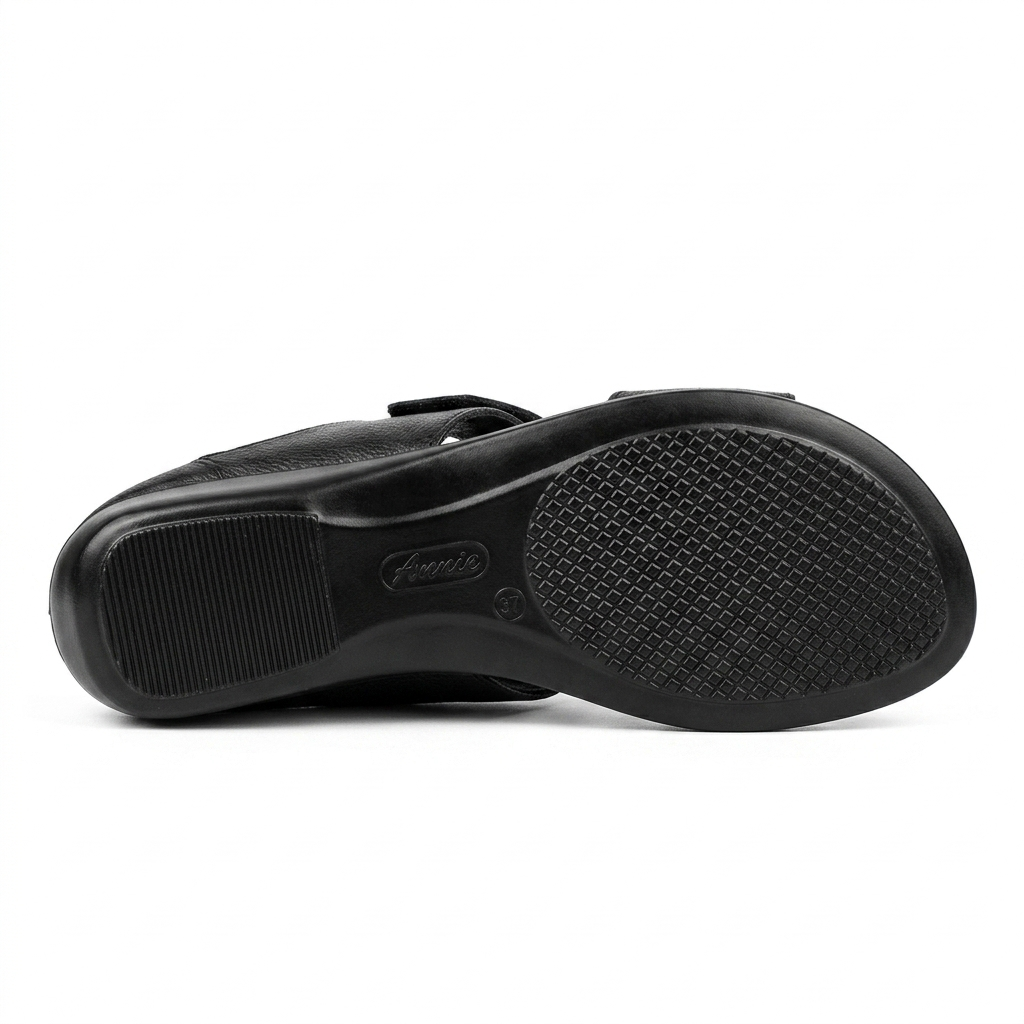 Women's Textured Comfort Thong chapple - Synthetic Leather & Padded Insole