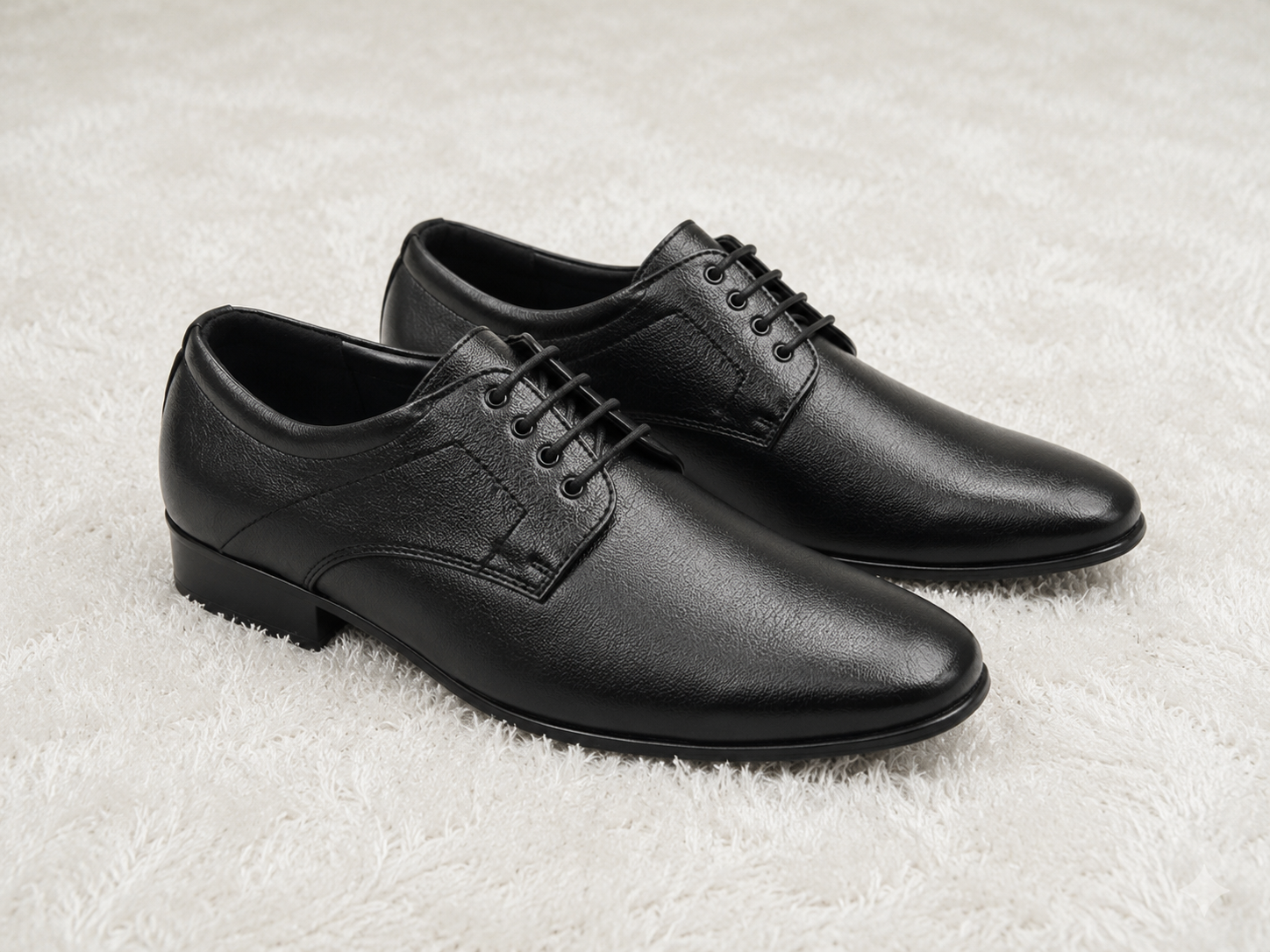 Men's Classic Textured Derby Shoes with Premium Cushion Padding and Durable Rubber Sole