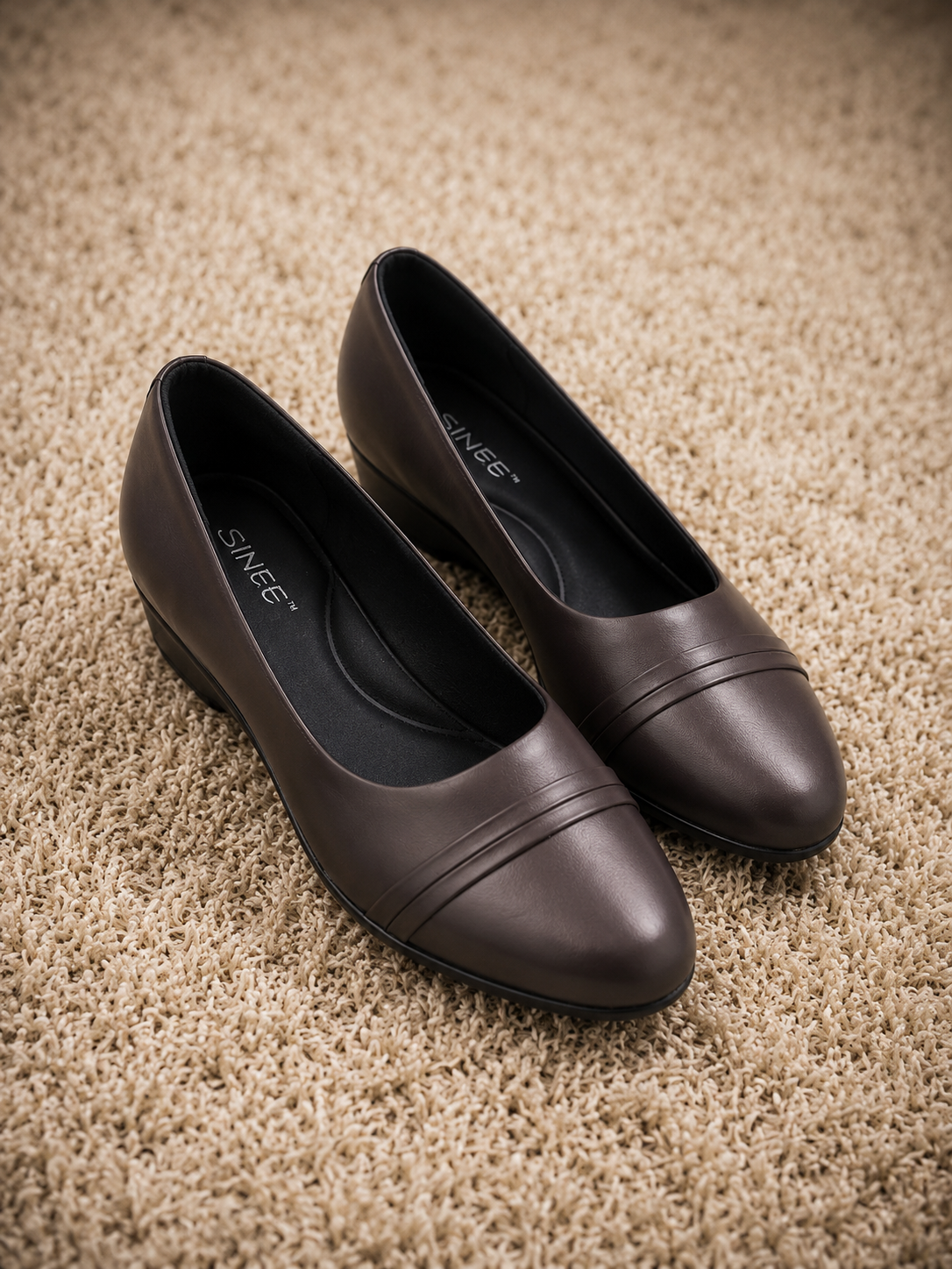 Women's Pointed-Toe Formal Dress Shoes | Lightweight Air Mix Sole Cushioned Bellies