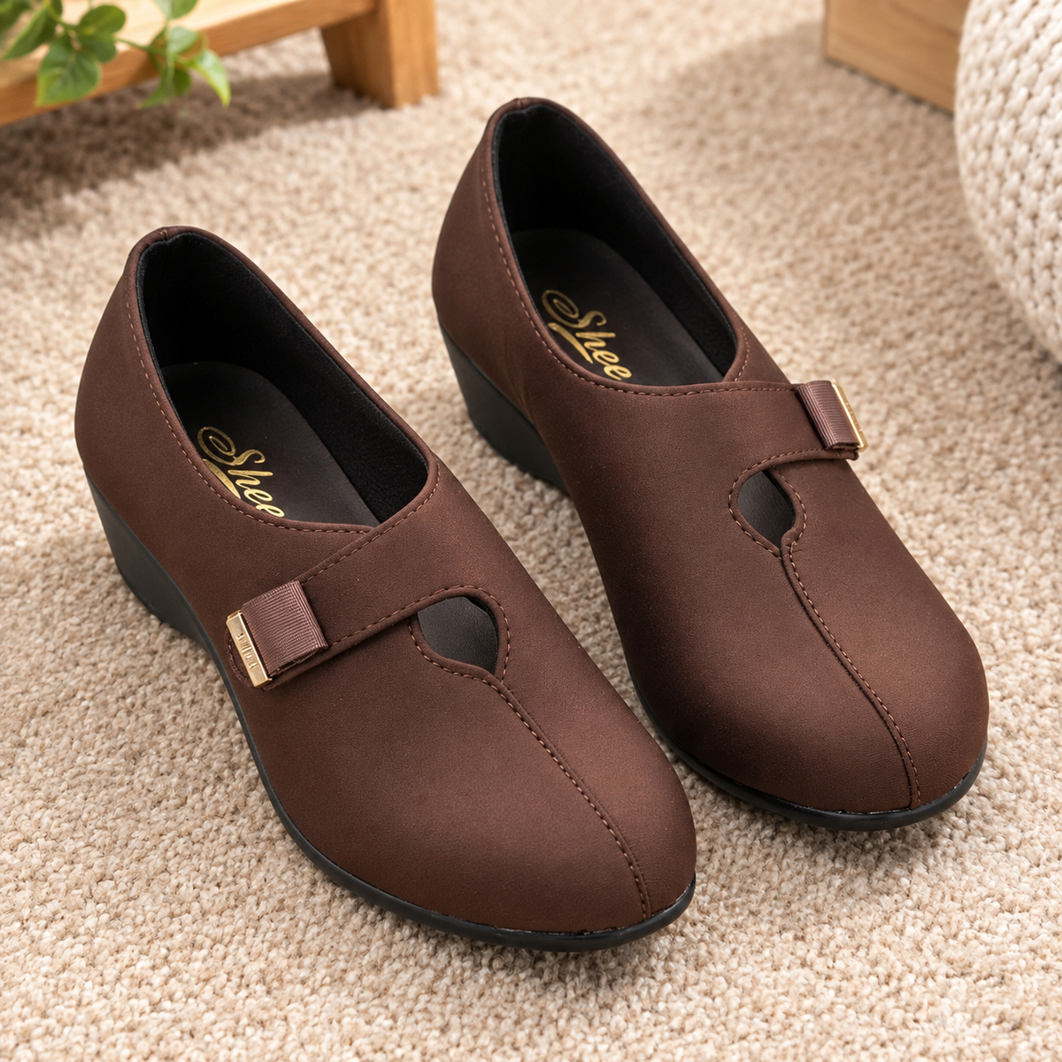 Women’s Lycra Heeled Pumps with PU Sole, Cushion Padding & Stylish Strap Detail